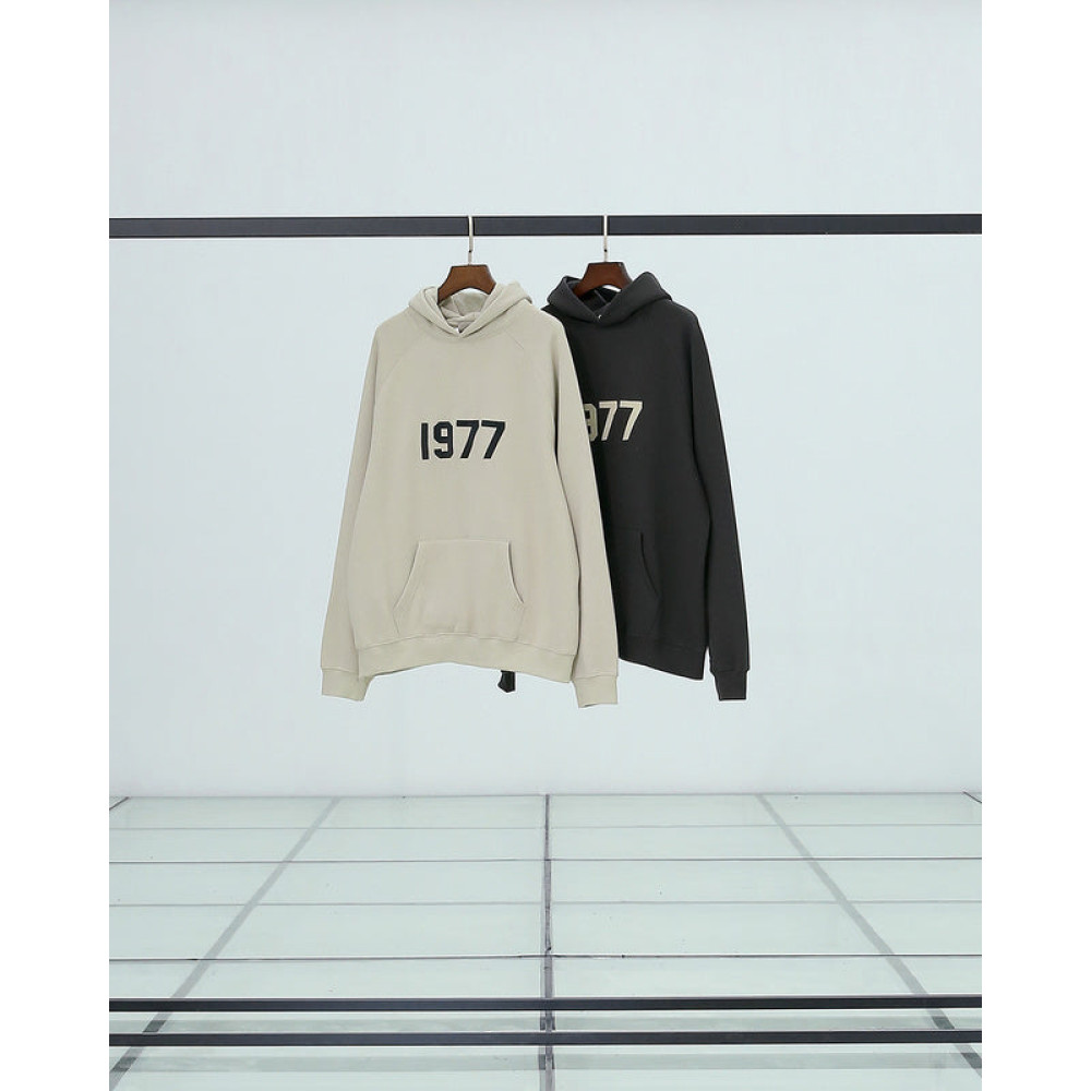 1977 Hoodies