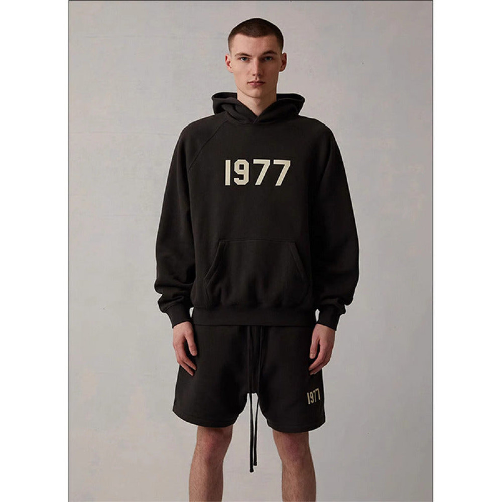 1977 Hoodies