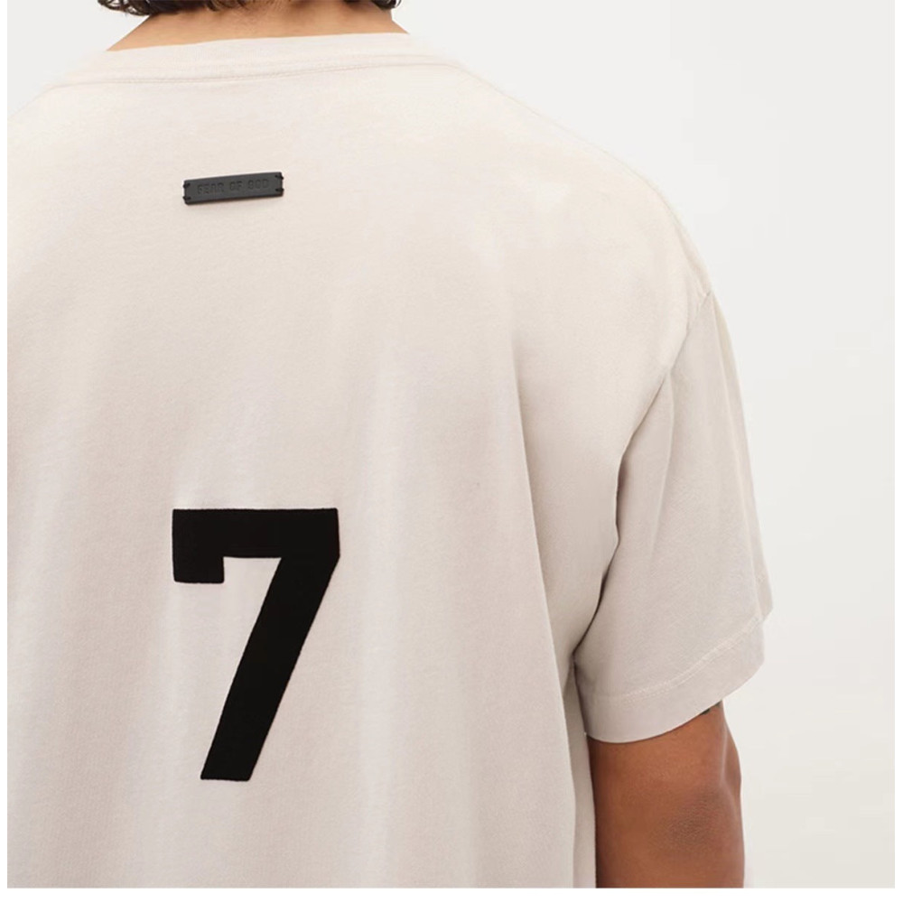 7 T-Shirts