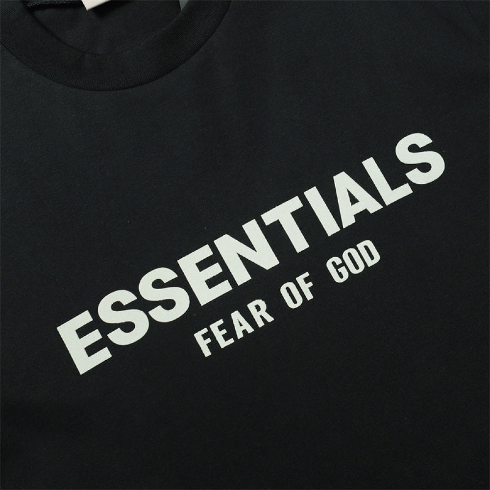 ESSENTIALS Logo T-Shirt