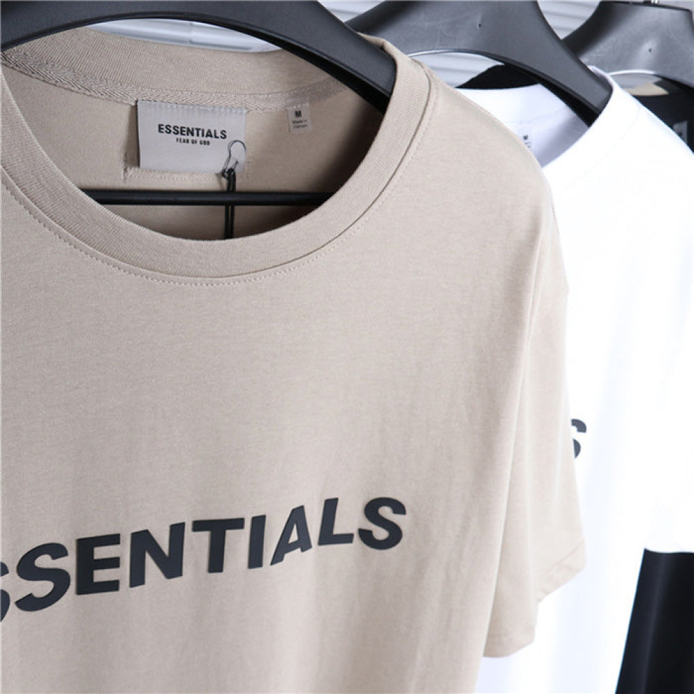 ESSENTIALS T-Shirt
