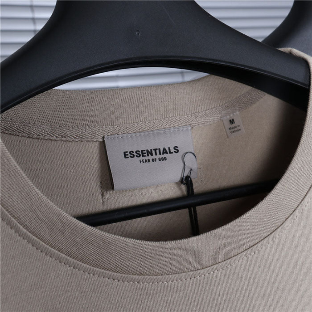 ESSENTIALS T-Shirt