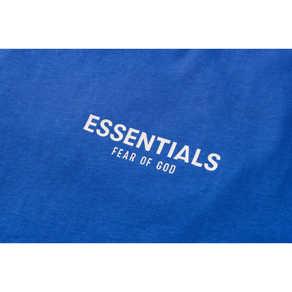 ESSENTIALS T-Shirt