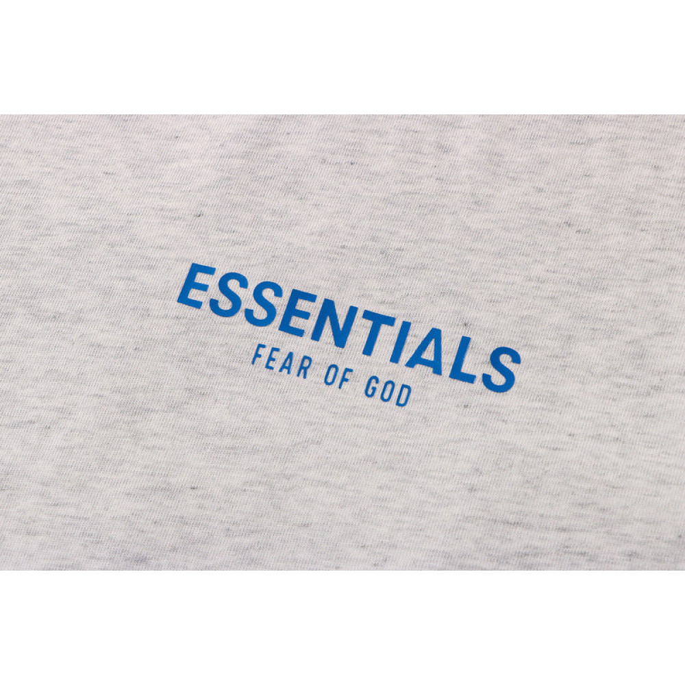 ESSENTIALS T-Shirt