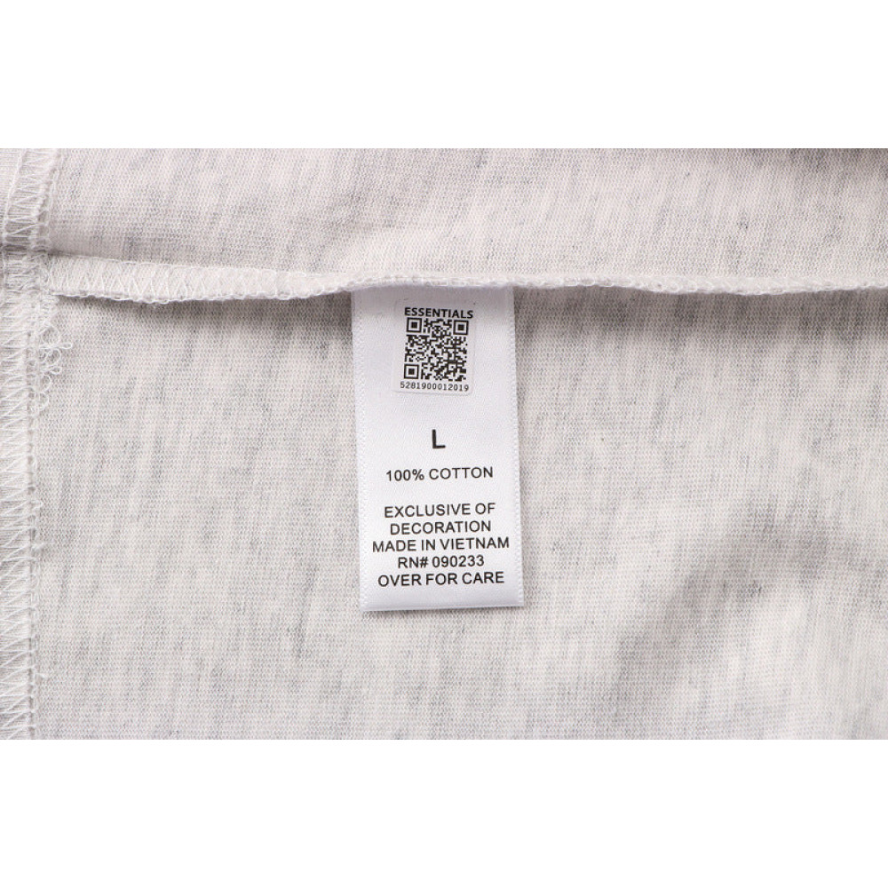 ESSENTIALS T-Shirt