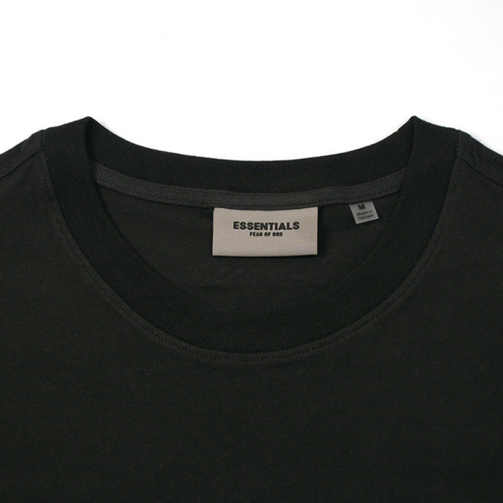 ESSENTIALS T-Shirts