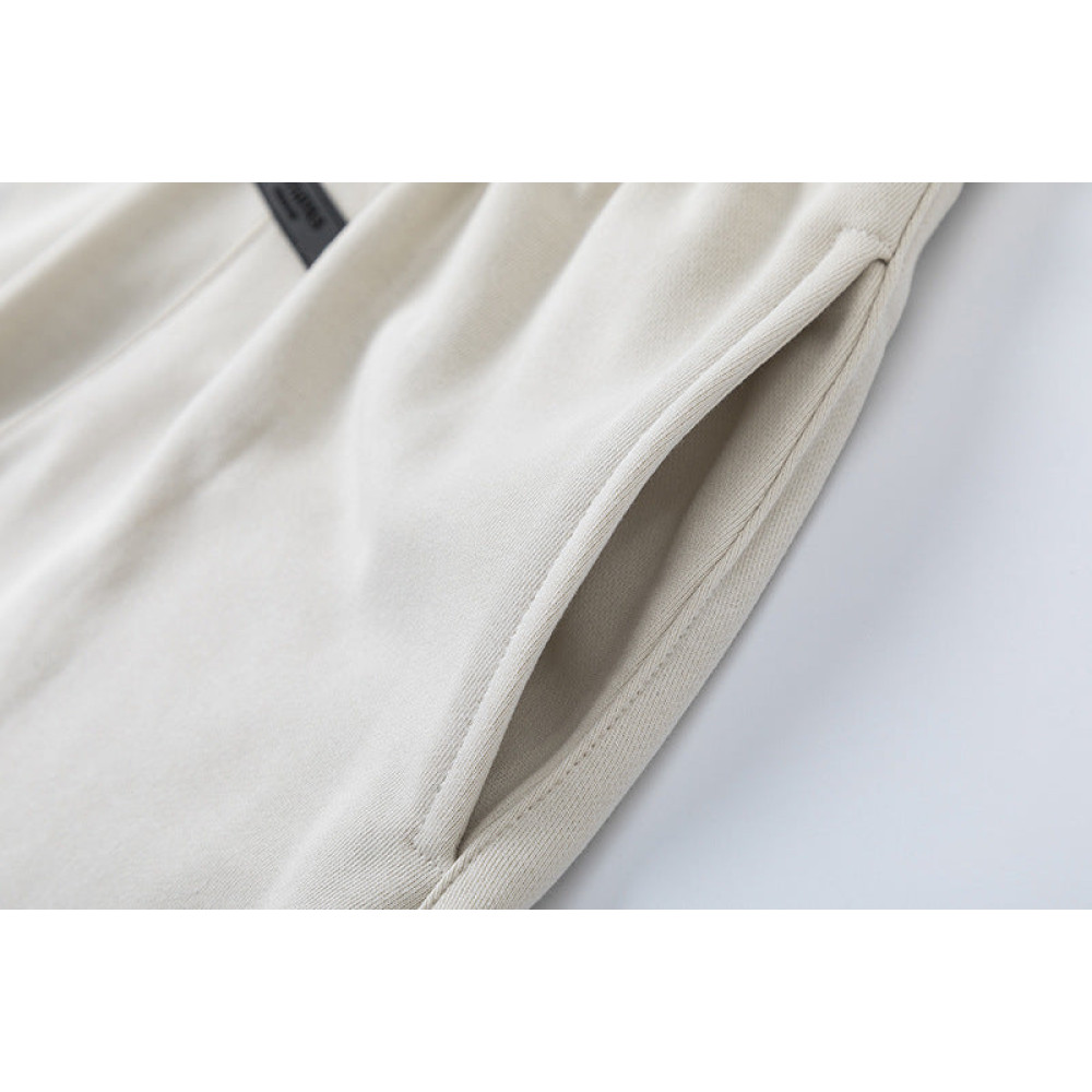 Season 8 8-character flocking print Short