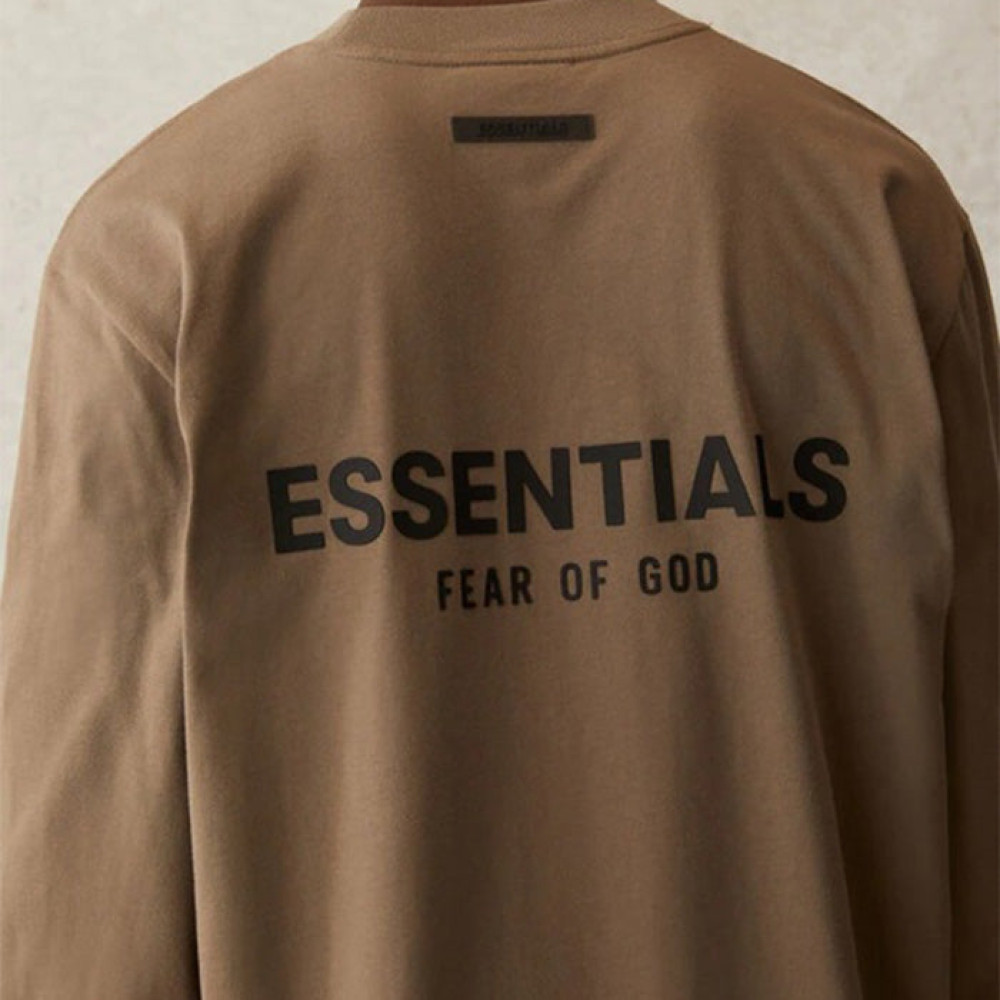 ESSENTIALS Long Sleeve Tee