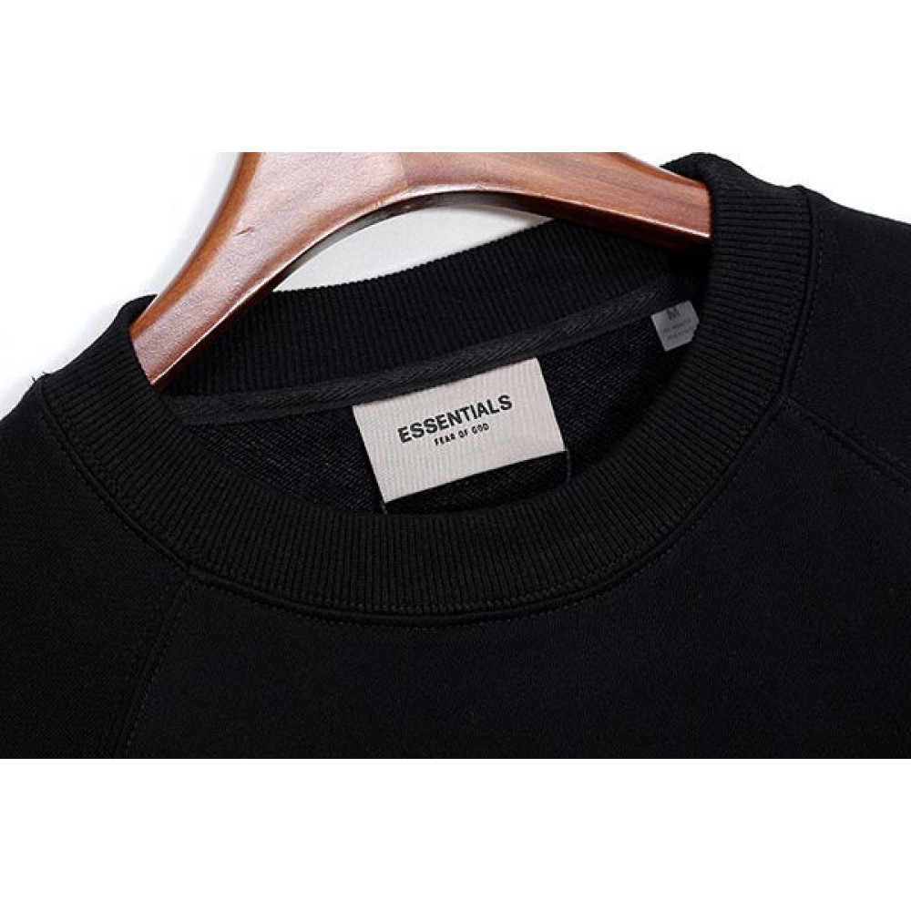 ESSENTIALS Sweatshirt