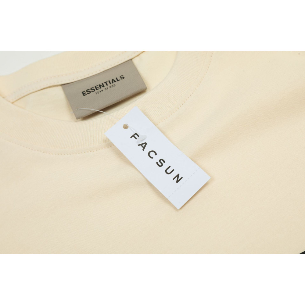 ESSENTIALS T-Shirts